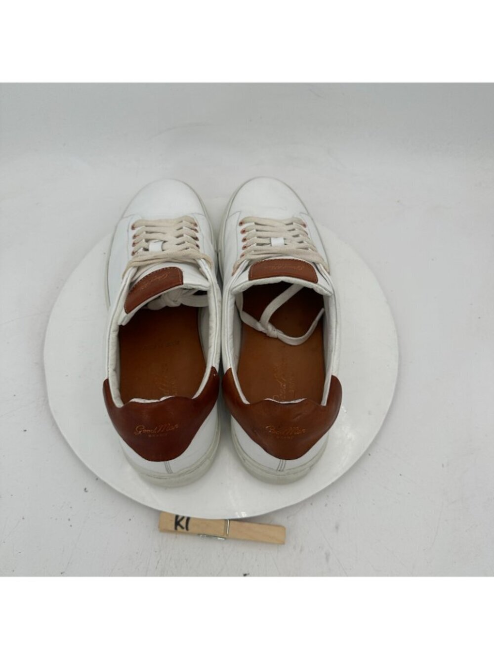 Goodman Brand Men Size 10.5 White Dark Brown Leather Low Top Lace Up Casual Shoe - Picture 9 of 11